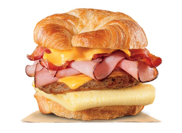 Ο Burger King φόρτωσε πλήρως το Croissan'wich